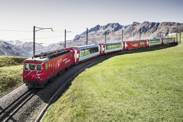 Eisenbahnen Bahnreisen Glacier Express Schweiz