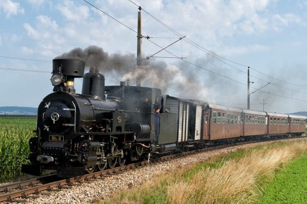 Dampfzug Nostalgie Volldampf bahnreisen Zugreisen Dampfzug Nostalgiezug Wiener EisenbahnEisenbahn in Europa weltweit