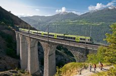 Lötschberger BLS Schweiz Luxus Panoramazüge Schweiz Regio-Express