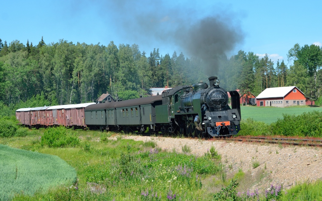 Eisenbahn, Nostalgie Dampfzug Finnland Volldampf historischer Zug