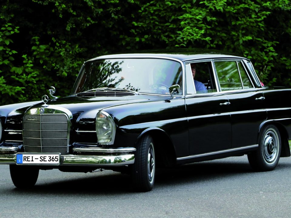 Oldtimer Mercedes altes Auto Classic Oldtimer Auto Mercedes-Benz Classic Club