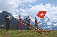 Alphorn Bläser Berner Oberland